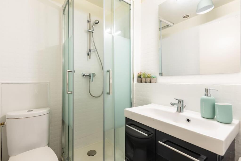 Appartement Proche Champs Elysees Paris Exterior photo