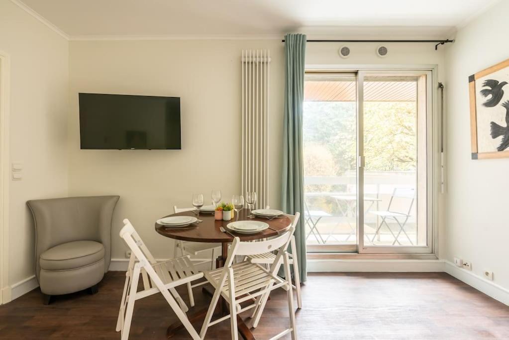 Appartement Proche Champs Elysees Paris Exterior photo